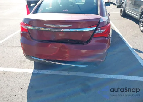 2011 Chrysler 200 Touring z USA, uszkodzony, nr VIN 1C3BC1FB9BN527334